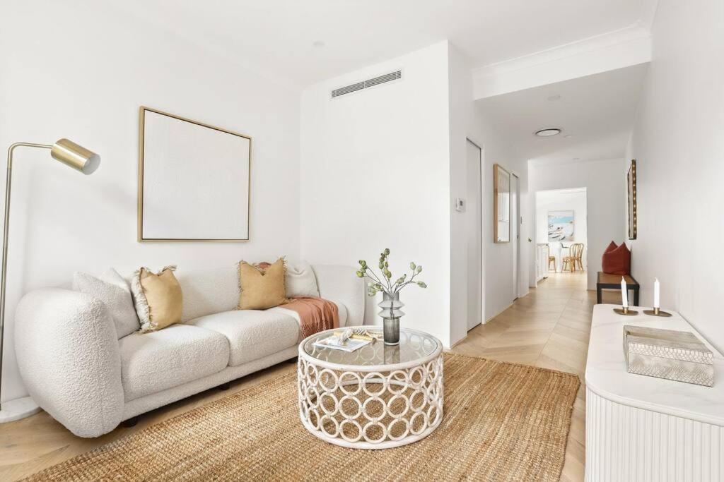 3 Bedroom Split Level Terrace At Bondi Junction Holiday home
